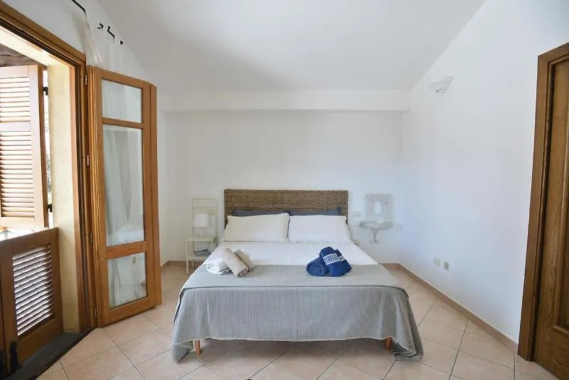 Izzhome Vittorio Emanuele Pula Hotel